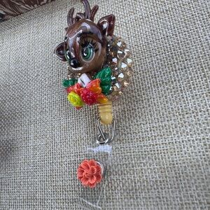 Charming Deer Key Holder with Floral Accents